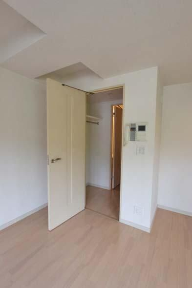 コンフォリア代々木上原の収納