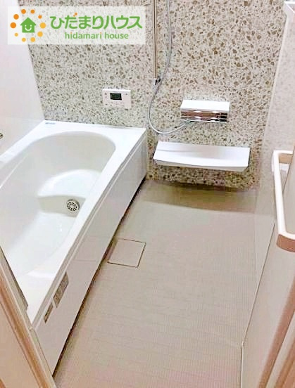 郡山市昭和1丁目　中古戸建の浴室|ゆったり浸かれる広々バスルーム♪お子様とも一緒に入れます(^^)/