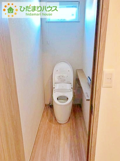 郡山市昭和1丁目　中古戸建のトイレ|トイレは1F、2F共に完備！取り合いになることがありませんね(^^)/