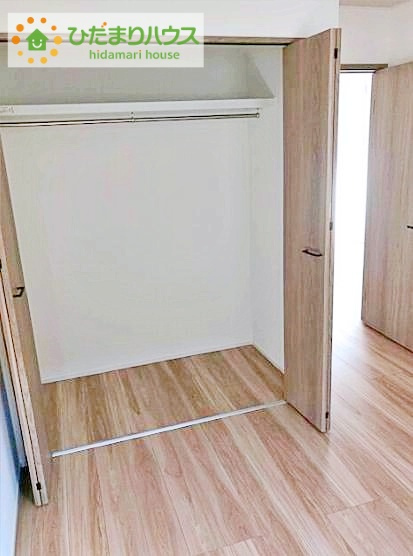 郡山市昭和1丁目　中古戸建の収納|お洋服の多い女性に人気！収納力の高いクローゼット付☆彡