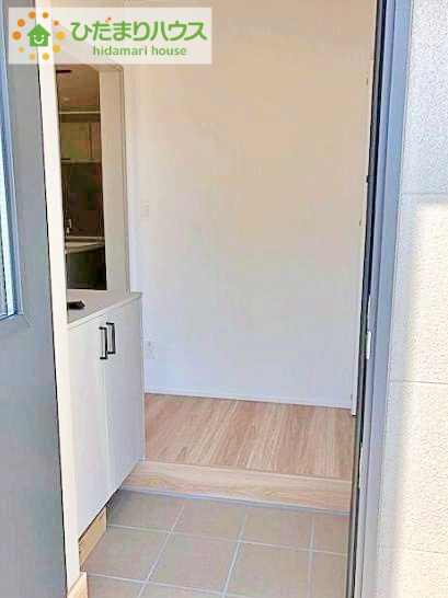 郡山市昭和1丁目　中古戸建の玄関|丁度良い靴箱のサイズ♪これだけあれば家族全員の靴がしまえてスッキリ(^O^)