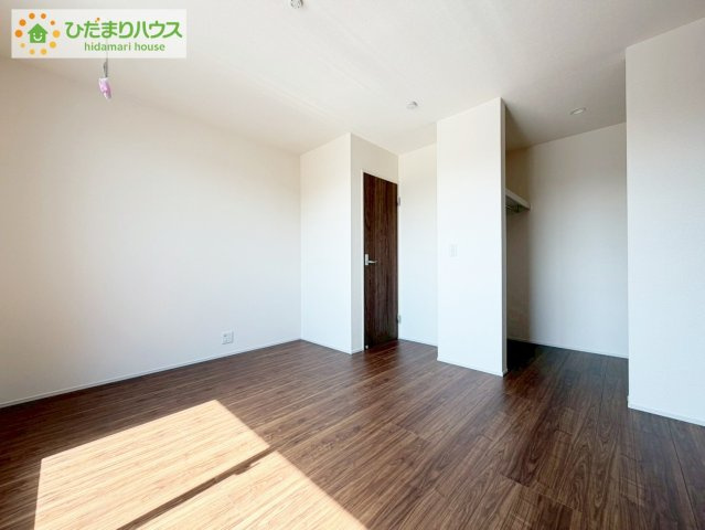 大槻前畑　新築戸建　1号棟の寝室|ゆとりのある主寝室！ご家族全員で寝れちゃいます(^^♪