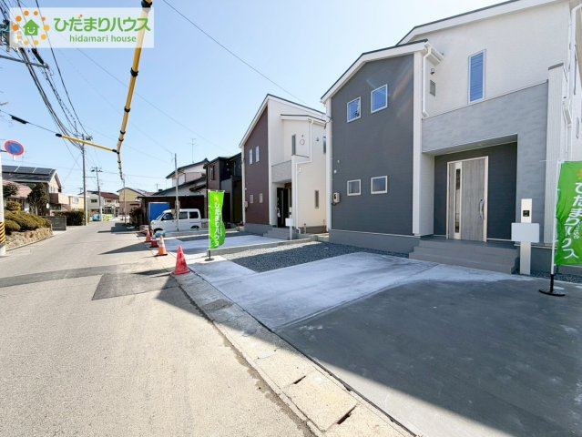 大槻前畑　新築戸建　1号棟の前面道路含む現地写真|是非一度、ご家族そろってご内覧ください♪