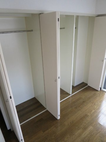 ロイヤル神戸下山手の収納