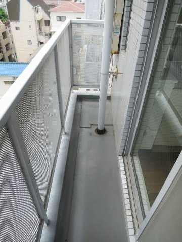 ロイヤル神戸下山手のバルコニー