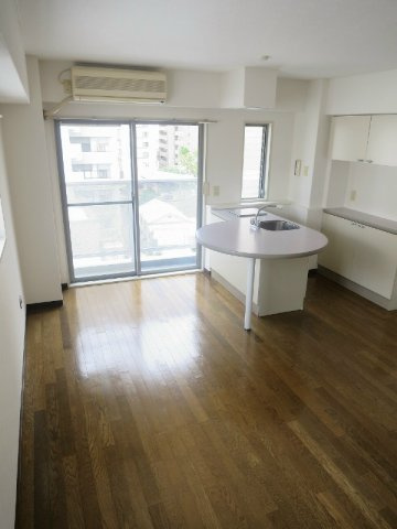 ロイヤル神戸下山手の居間・リビング