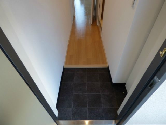 Ｄｕｋｅ御影（デューク御影）の玄関