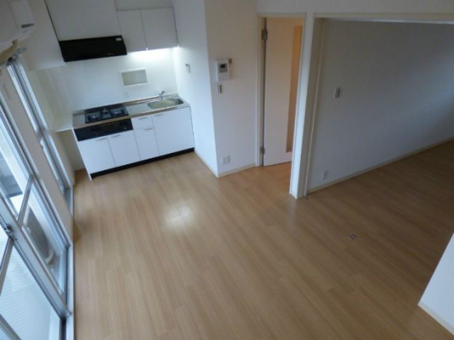 Ｄｕｋｅ御影（デューク御影）の居間・リビング