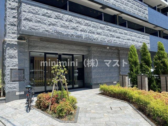 大阪市浪速区日本橋東２丁目の賃貸マンションのエントランス