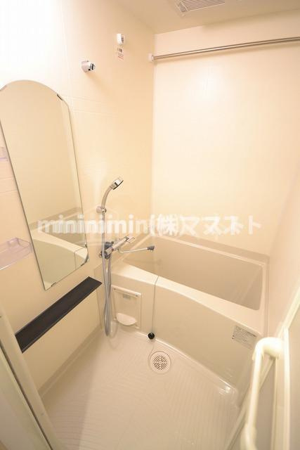 大阪市浪速区日本橋東２丁目の賃貸マンションの浴室