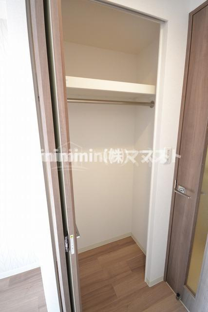 大阪市浪速区日本橋東２丁目の賃貸マンションの収納