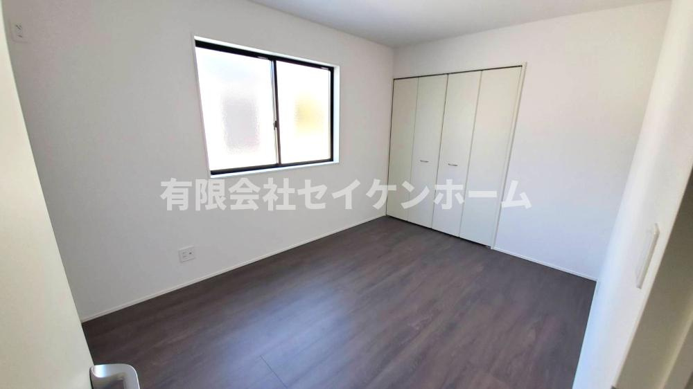 行田市矢場　新築住宅（平屋住宅）2号棟の洋室