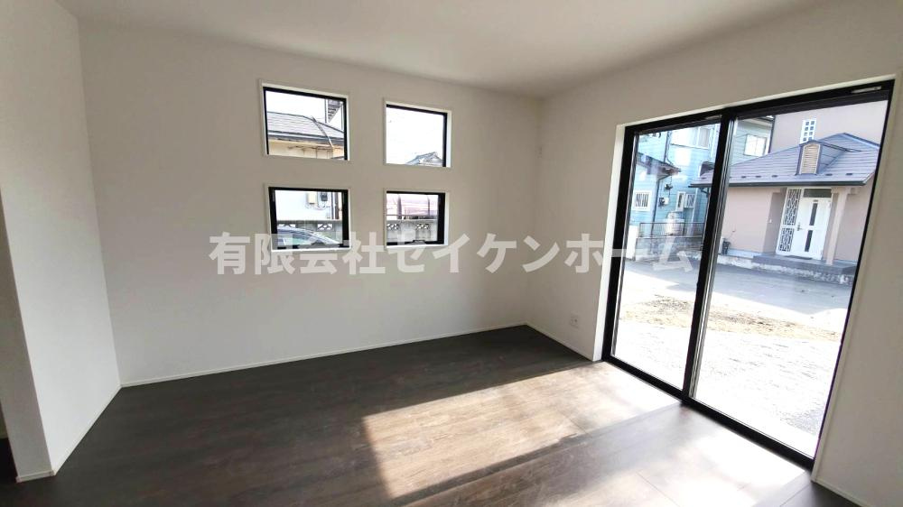 行田市矢場　新築住宅（平屋住宅）2号棟の洋室