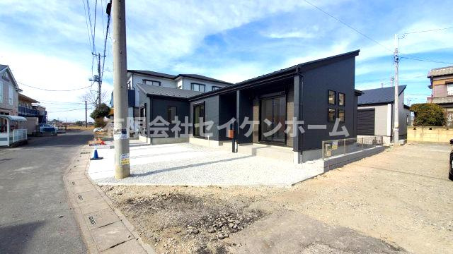 行田市矢場　新築住宅（平屋住宅）2号棟の前面道路含む現地写真