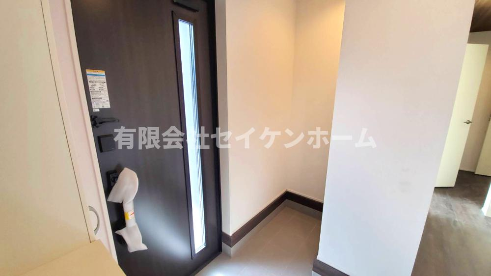 行田市矢場　新築住宅（平屋住宅）2号棟の玄関