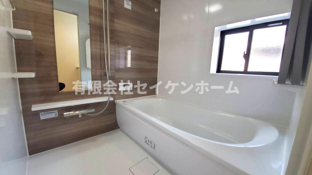 行田市矢場　新築住宅（平屋住宅）2号棟の浴室