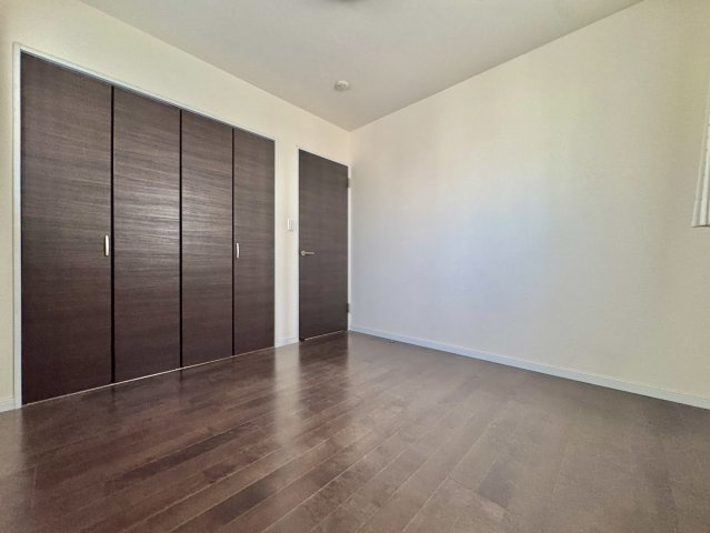 【オール電化】守谷市松前台ソーラーパネル付き中古戸建の洋室