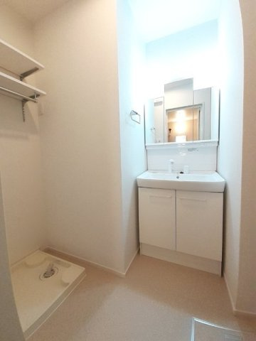 ラーゴム　Ａの洗面所