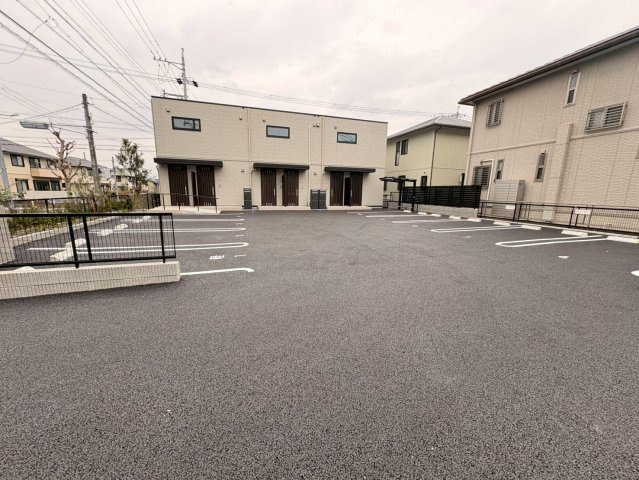 すまいるKATOあおばの駐車場