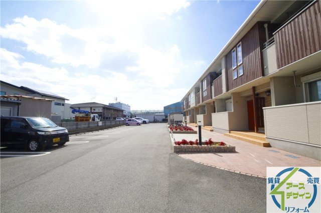 ハイツ　グレースの駐車場|駐車場があります