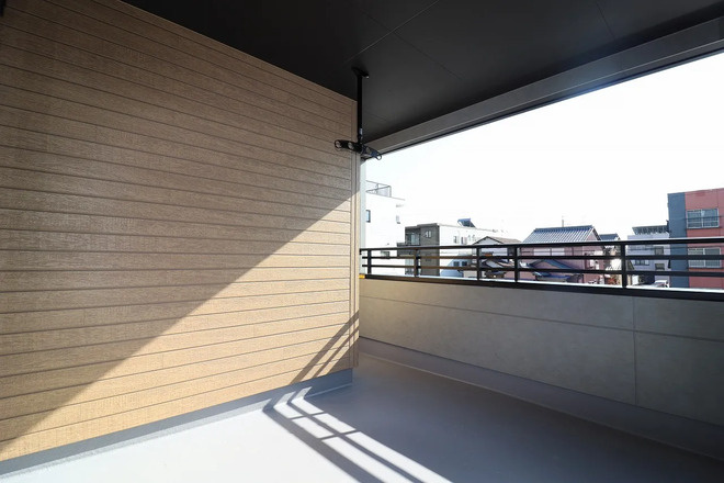 【仲介手数料無料／西区】ブルーミングガーデン名古屋市西区大野木4丁目　新築戸建のバルコニー