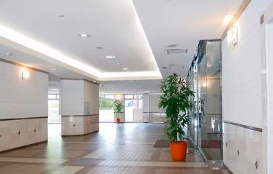 【ロビー】 | イーストパークス大島・セントラルスクエア | 清潔なロビーです