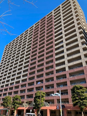 【外観】 | イーストパークス大島・セントラルスクエア | 外観もきれいです