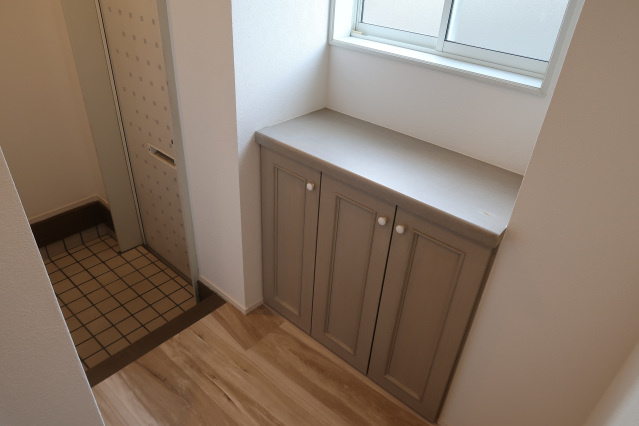 ビューテラス東野の玄関