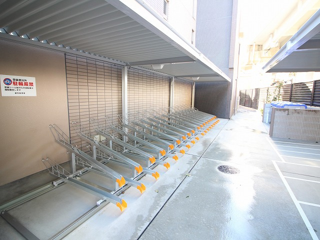 サンクチュアリ桂川のその他共用部分|駐輪場