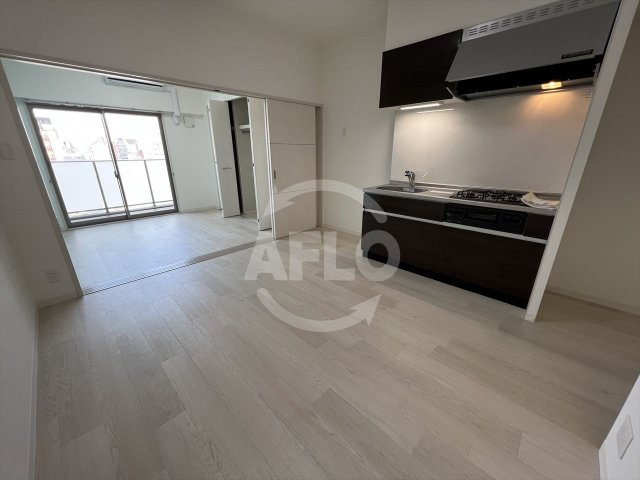 グランパシフィック今里Luxeの居間・リビング|グランパシフィック今里Luxe　リビング