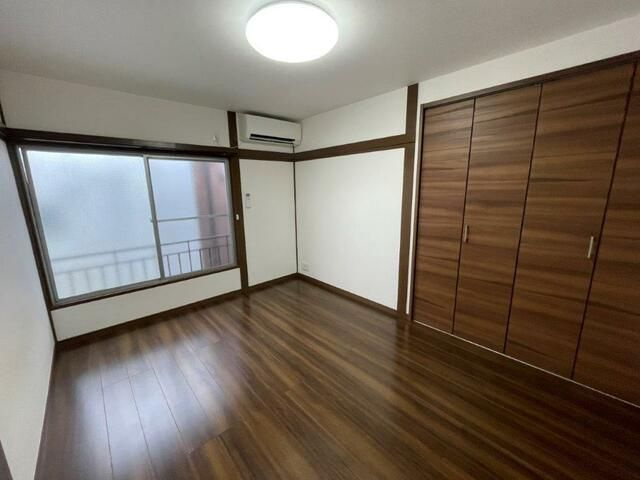 ＢＡＬＩＳＳ　ＳＥＮＤＡＧＩの居間・リビング