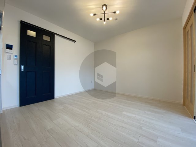 東大阪市長栄寺のハイツの洋室