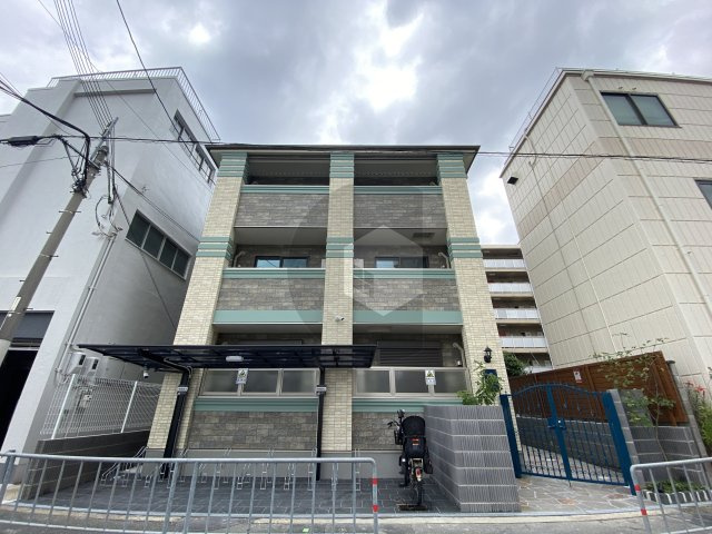 東大阪市長栄寺のハイツの外観