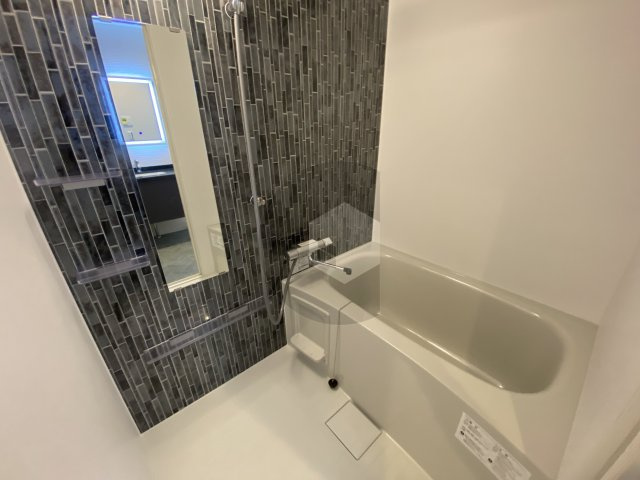 東大阪市長栄寺のハイツの浴室