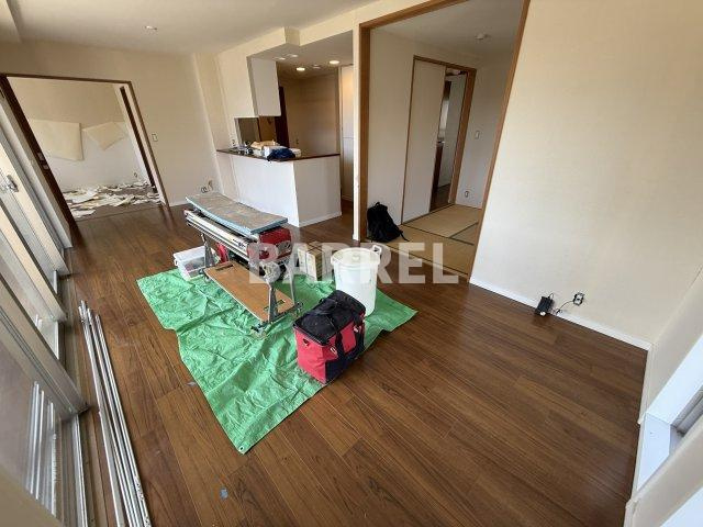 パークホームズ千里佐竹台の居間・リビング