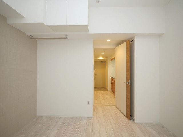 セレニテフラン新大阪の居間・リビング