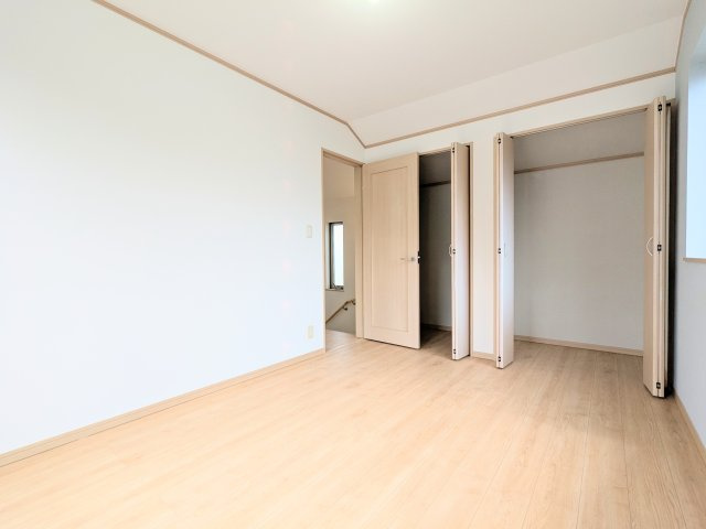 葛飾区東水元２丁目の戸建の寝室|～主寝室写真～