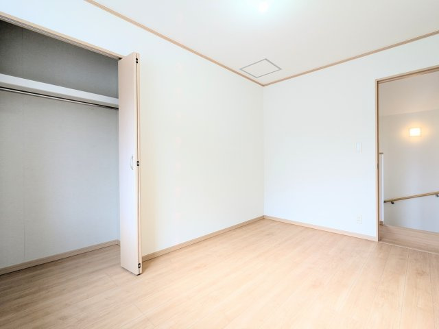 葛飾区東水元２丁目の戸建の洋室|～居室写真～