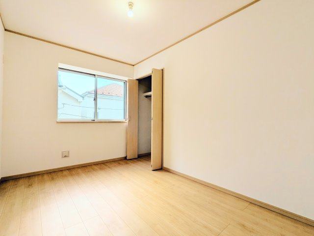 葛飾区東水元２丁目の戸建の洋室|～居室写真～