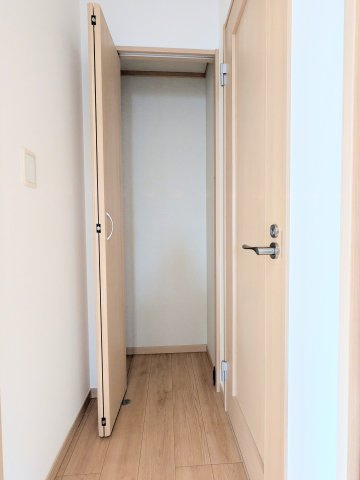 葛飾区東水元２丁目の戸建の収納|～2階 収納写真～