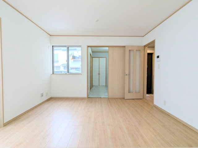 葛飾区東水元２丁目の戸建の居間・リビング|～リビング写真～