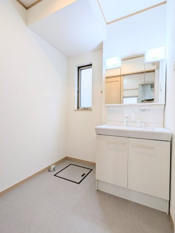 葛飾区東水元２丁目の戸建の独立洗面台|～洗面化粧室写真～