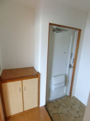 恵三コーポの玄関