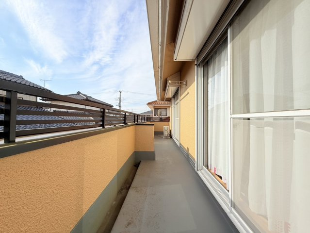 石岡市旭台中古住宅のバルコニー