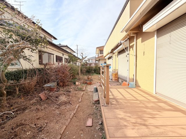 石岡市旭台中古住宅の庭