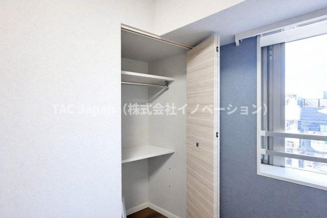 グラントレゾール西日暮里の収納|生活感をさりげなく隠す収納スペースが、インテリアを美しく整え、空間に広がりとゆとりをもたらします。細部までこだわった設計が、上質で心地よい暮らしを実現します。イノベーション