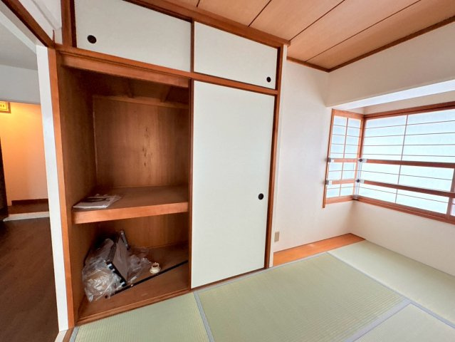 コスモ深江北町の和室