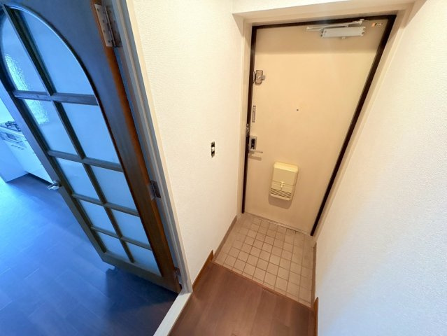 コスモ深江北町の玄関