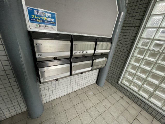 ファイブ西岡本の内装