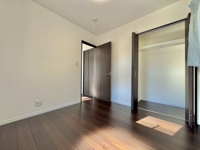 久慈郡大子町大字池田中古戸建の洋室